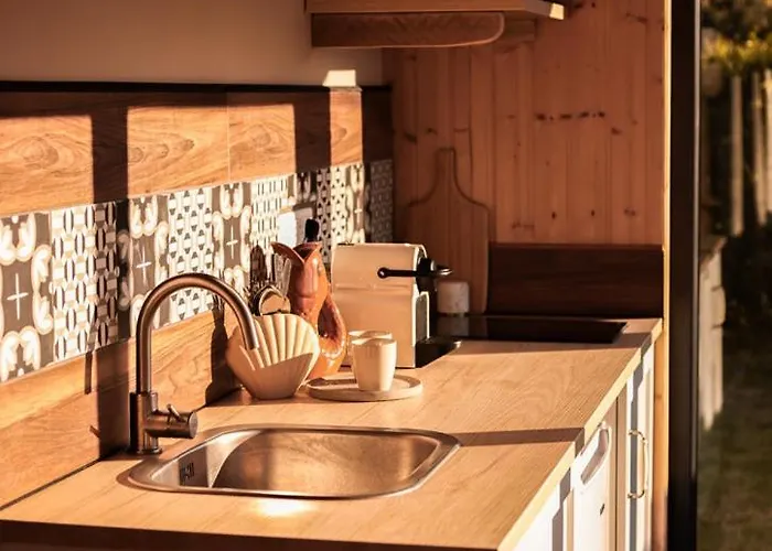 Le Coquillage, La Clef Des Paons Luc-sur-Mer