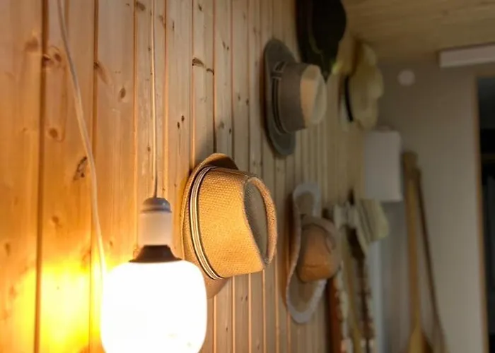 Le Coquillage, La Clef Des Paons Luc-sur-Mer